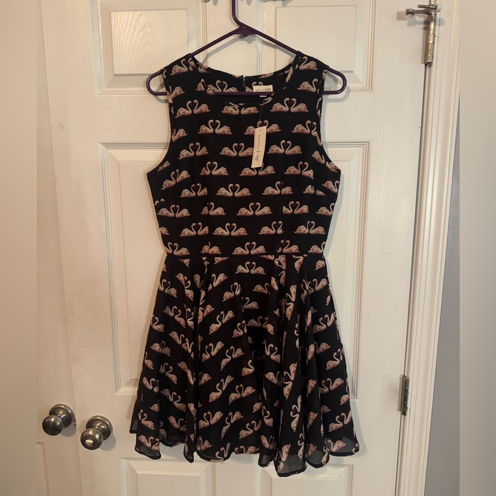 NWT Maison Jules Swan Print Dress Size M